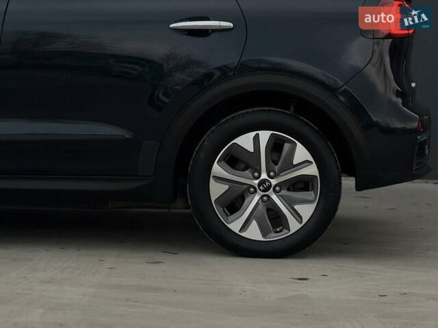 Синий Киа Niro, объемом двигателя 0 л и пробегом 135 тыс. км за 18999 $, фото 21 на Automoto.ua