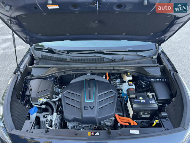 Синий Киа Niro, объемом двигателя 0 л и пробегом 138 тыс. км за 17800 $, фото 60 на Automoto.ua