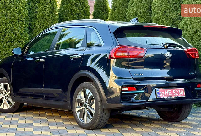 Синій Кіа Niro, об'ємом двигуна 0 л та пробігом 71 тис. км за 19700 $, фото 10 на Automoto.ua