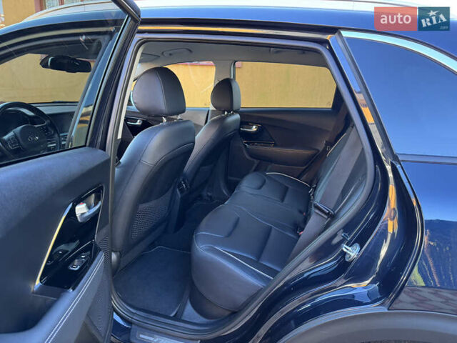 Синий Киа Niro, объемом двигателя 0 л и пробегом 170 тыс. км за 17999 $, фото 13 на Automoto.ua