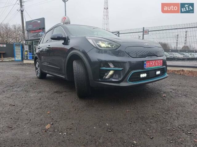 Синій Кіа Niro, об'ємом двигуна 0 л та пробігом 150 тис. км за 18000 $, фото 14 на Automoto.ua