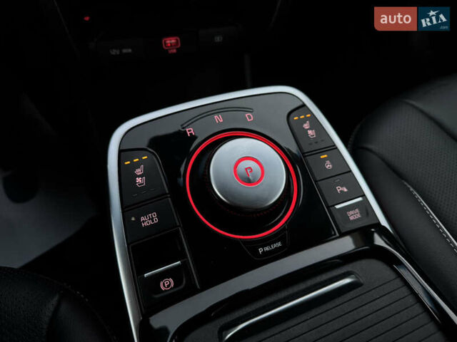 Синий Киа Niro, объемом двигателя 0 л и пробегом 142 тыс. км за 17500 $, фото 62 на Automoto.ua