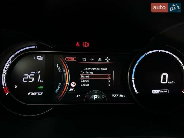 Синій Кіа Niro, об'ємом двигуна 0 л та пробігом 32 тис. км за 23900 $, фото 49 на Automoto.ua