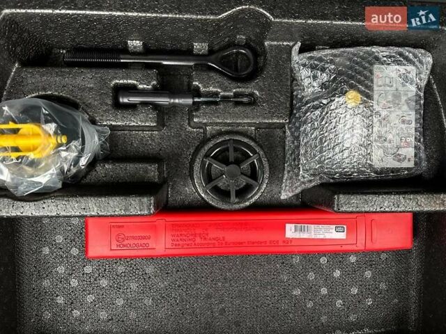 Синий Киа Niro, объемом двигателя 0 л и пробегом 117 тыс. км за 19900 $, фото 79 на Automoto.ua