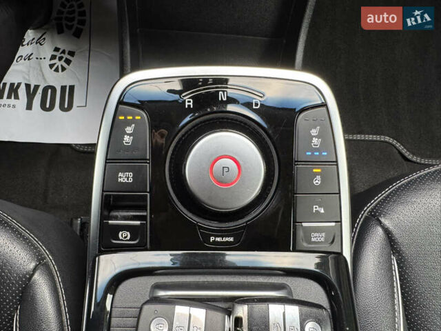 Синий Киа Niro, объемом двигателя 0 л и пробегом 156 тыс. км за 18800 $, фото 48 на Automoto.ua