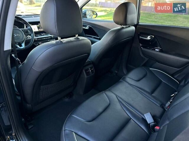 Синий Киа Niro, объемом двигателя 0 л и пробегом 115 тыс. км за 18700 $, фото 14 на Automoto.ua