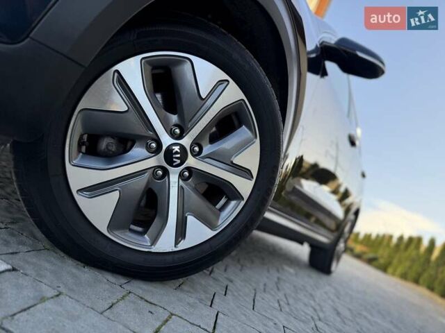 Синий Киа Niro, объемом двигателя 0 л и пробегом 78 тыс. км за 20950 $, фото 32 на Automoto.ua