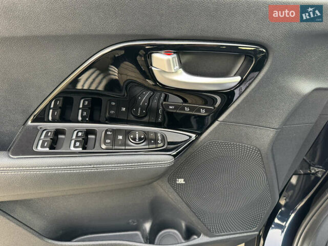 Синий Киа Niro, объемом двигателя 0 л и пробегом 156 тыс. км за 18900 $, фото 30 на Automoto.ua