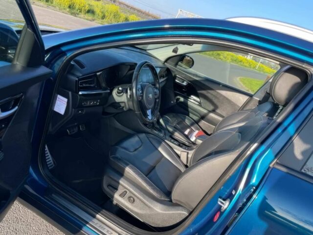 Синий Киа Niro, объемом двигателя 1.6 л и пробегом 50 тыс. км за 13000 $, фото 8 на Automoto.ua