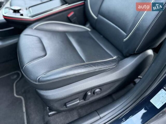 Синій Кіа Niro, об'ємом двигуна 0 л та пробігом 81 тис. км за 19350 $, фото 62 на Automoto.ua