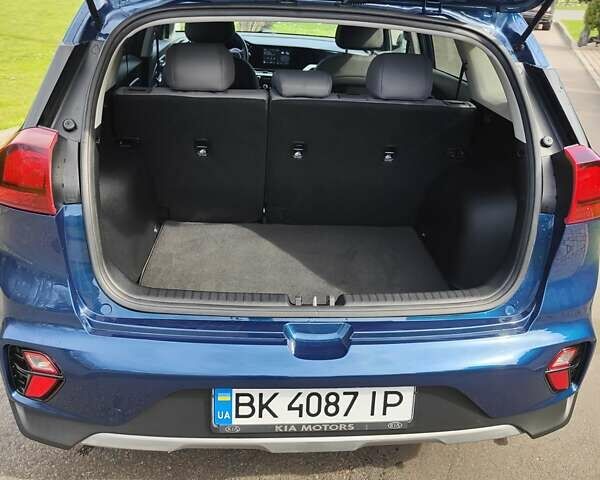 Кіа Niro 2020 у Рівному на Automoto.ua Синій Кіа Niro, об'ємом двигуна 1.58 л та пробігом 22 тис. км за 22000 $, фото 8 на Automoto.ua