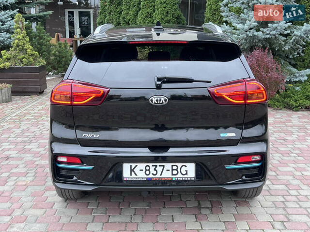 Синій Кіа Niro, об'ємом двигуна 0 л та пробігом 107 тис. км за 19200 $, фото 7 на Automoto.ua