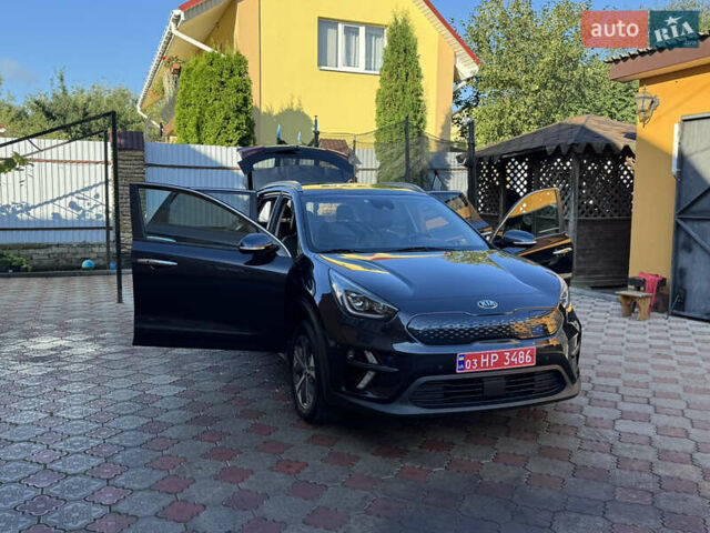Синий Киа Niro, объемом двигателя 0 л и пробегом 170 тыс. км за 17999 $, фото 20 на Automoto.ua
