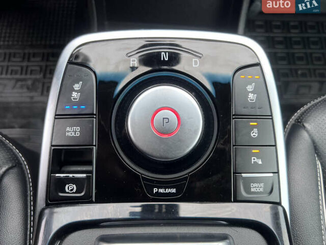 Синій Кіа Niro, об'ємом двигуна 0 л та пробігом 107 тис. км за 19200 $, фото 28 на Automoto.ua