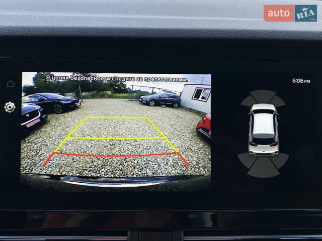 Синій Кіа Niro, об'ємом двигуна 0 л та пробігом 76 тис. км за 22900 $, фото 67 на Automoto.ua