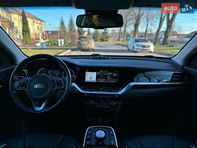 Синий Киа Niro, объемом двигателя 0 л и пробегом 115 тыс. км за 18700 $, фото 17 на Automoto.ua