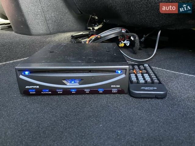 Синій Кіа Niro, об'ємом двигуна 0 л та пробігом 97 тис. км за 21950 $, фото 73 на Automoto.ua