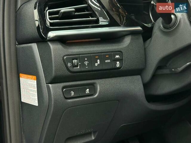 Синій Кіа Niro, об'ємом двигуна 0 л та пробігом 90 тис. км за 19989 $, фото 15 на Automoto.ua