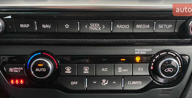 Синій Кіа Niro, об'ємом двигуна 0 л та пробігом 101 тис. км за 20950 $, фото 23 на Automoto.ua