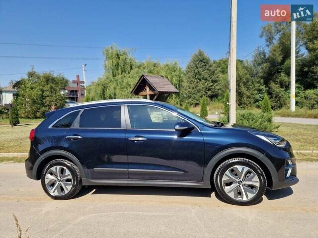 Синий Киа Niro, объемом двигателя 0 л и пробегом 97 тыс. км за 21200 $, фото 7 на Automoto.ua