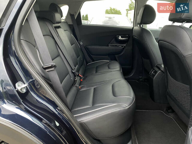 Синій Кіа Niro, об'ємом двигуна 0 л та пробігом 138 тис. км за 21200 $, фото 97 на Automoto.ua