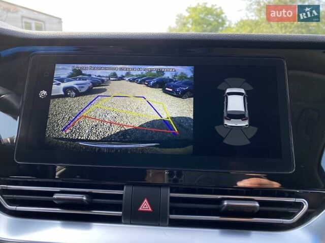 Синій Кіа Niro, об'ємом двигуна 0 л та пробігом 75 тис. км за 23900 $, фото 56 на Automoto.ua