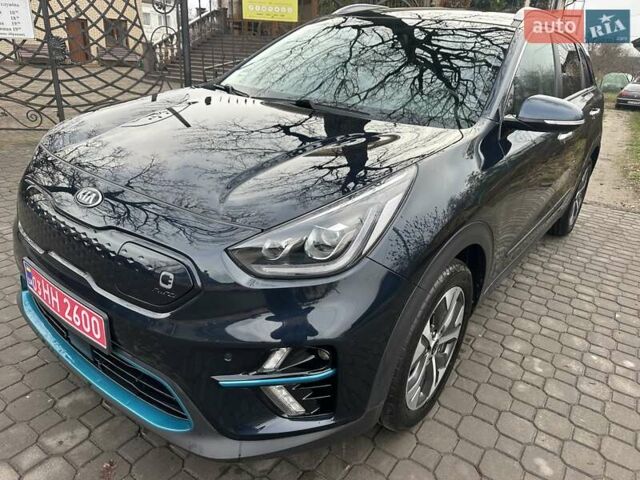 Синій Кіа Niro, об'ємом двигуна 0 л та пробігом 170 тис. км за 18300 $, фото 2 на Automoto.ua