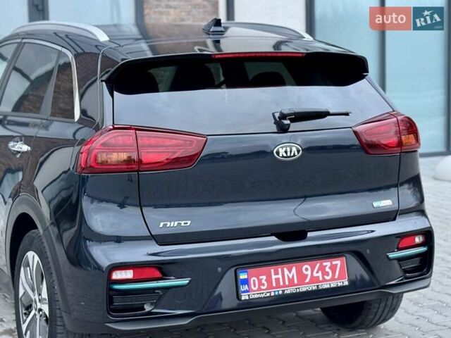 Синий Киа Niro, объемом двигателя 0 л и пробегом 95 тыс. км за 20500 $, фото 19 на Automoto.ua