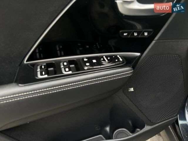 Синий Киа Niro, объемом двигателя 0 л и пробегом 89 тыс. км за 17500 $, фото 42 на Automoto.ua