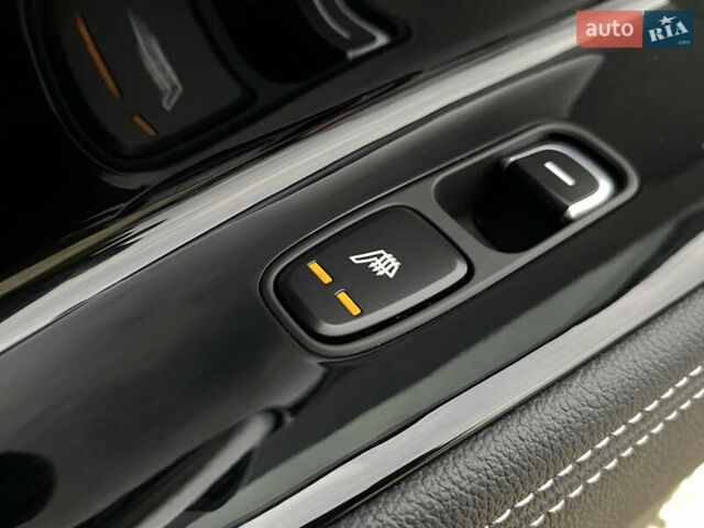 Синій Кіа Niro, об'ємом двигуна 0 л та пробігом 138 тис. км за 21200 $, фото 98 на Automoto.ua