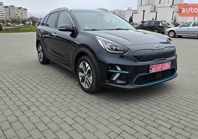Синій Кіа Niro, об'ємом двигуна 0 л та пробігом 149 тис. км за 19000 $, фото 8 на Automoto.ua