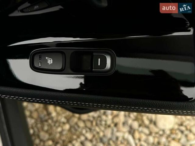 Синий Киа Niro, объемом двигателя 0 л и пробегом 117 тыс. км за 19900 $, фото 77 на Automoto.ua