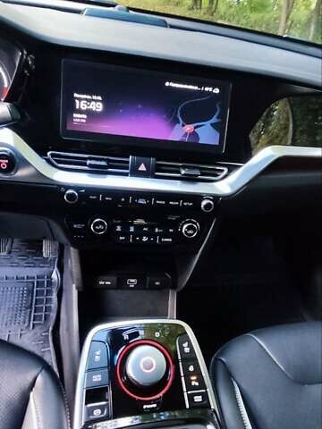Киа Niro 2020 в Городке на Automoto.ua Синий Киа Niro, объемом двигателя 0 л и пробегом 135 тыс. км за 19856 $, фото 36 на Automoto.ua