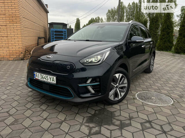 Синий Киа Niro, объемом двигателя 0 л и пробегом 106 тыс. км за 23499 $, фото 1 на Automoto.ua