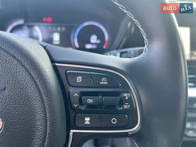 Синій Кіа Niro, об'ємом двигуна 0 л та пробігом 112 тис. км за 19500 $, фото 62 на Automoto.ua