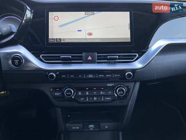 Синій Кіа Niro, об'ємом двигуна 0 л та пробігом 106 тис. км за 21900 $, фото 68 на Automoto.ua