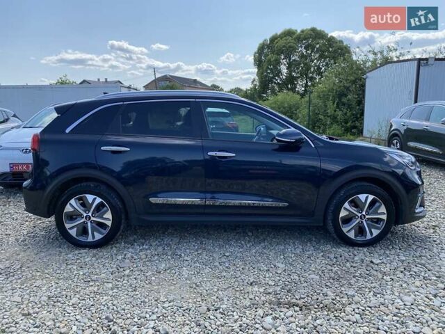 Киа Niro 2020 в Львове на Automoto.ua Синий Киа Niro, объемом двигателя 0 л и пробегом 75 тыс. км за 22900 $, фото 14 на Automoto.ua