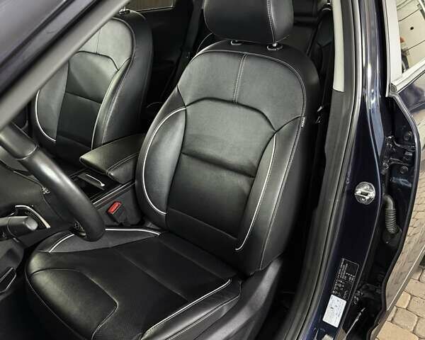 Синій Кіа Niro, об'ємом двигуна 0 л та пробігом 144 тис. км за 18799 $, фото 23 на Automoto.ua