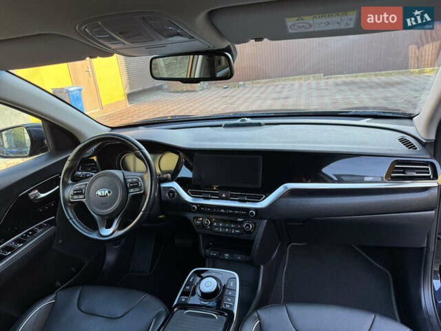 Синій Кіа Niro, об'ємом двигуна 0 л та пробігом 170 тис. км за 17999 $, фото 32 на Automoto.ua