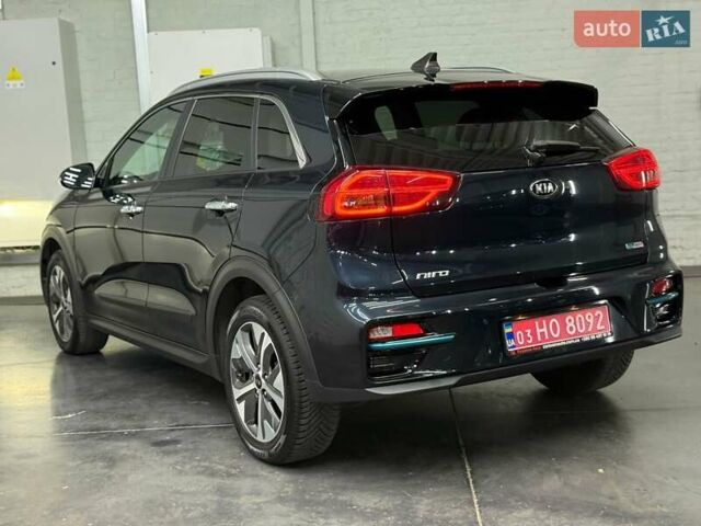 Синій Кіа Niro, об'ємом двигуна 0 л та пробігом 90 тис. км за 19989 $, фото 4 на Automoto.ua