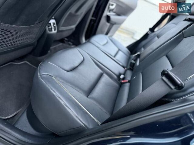 Синій Кіа Niro, об'ємом двигуна 0 л та пробігом 81 тис. км за 19350 $, фото 71 на Automoto.ua