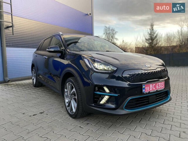 Синій Кіа Niro, об'ємом двигуна 0 л та пробігом 105 тис. км за 20300 $, фото 6 на Automoto.ua