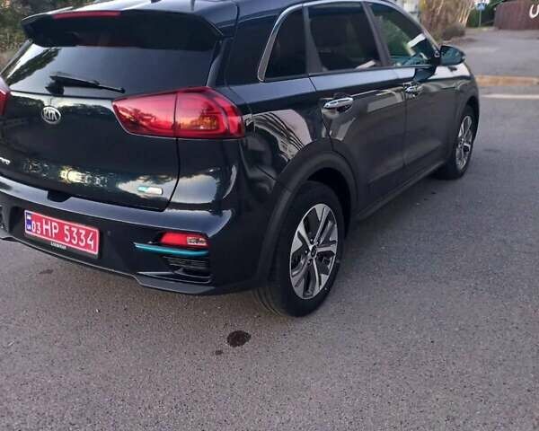 Синій Кіа Niro, об'ємом двигуна 0 л та пробігом 105 тис. км за 21193 $, фото 11 на Automoto.ua