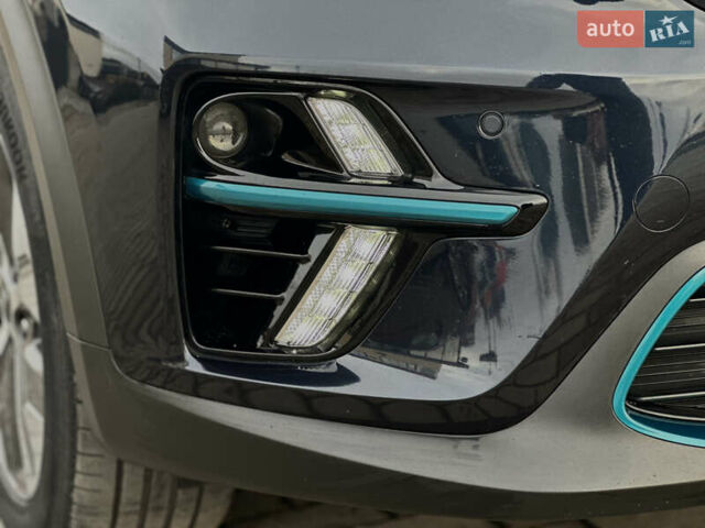 Синій Кіа Niro, об'ємом двигуна 0 л та пробігом 130 тис. км за 18990 $, фото 24 на Automoto.ua