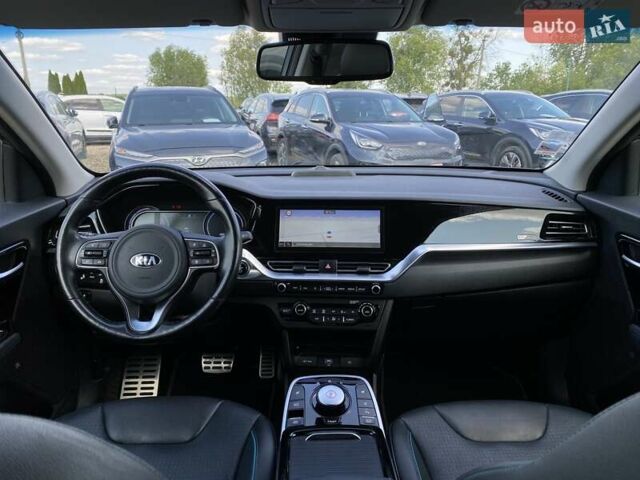 Киа Niro 2020 в Львове на Automoto.ua Синий Киа Niro, объемом двигателя 0 л и пробегом 75 тыс. км за 22900 $, фото 35 на Automoto.ua