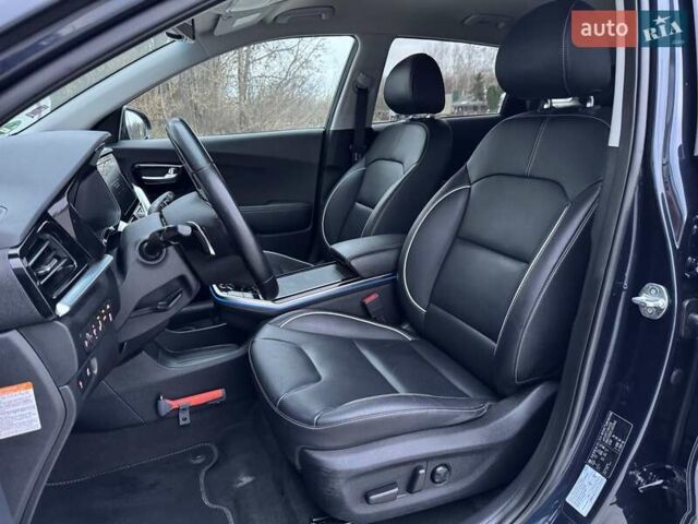 Синий Киа Niro, объемом двигателя 0 л и пробегом 95 тыс. км за 20500 $, фото 38 на Automoto.ua