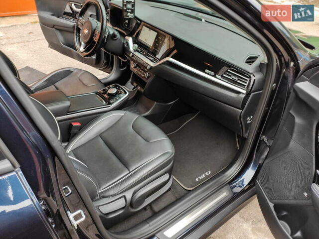 Синий Киа Niro, объемом двигателя 0 л и пробегом 131 тыс. км за 19500 $, фото 18 на Automoto.ua