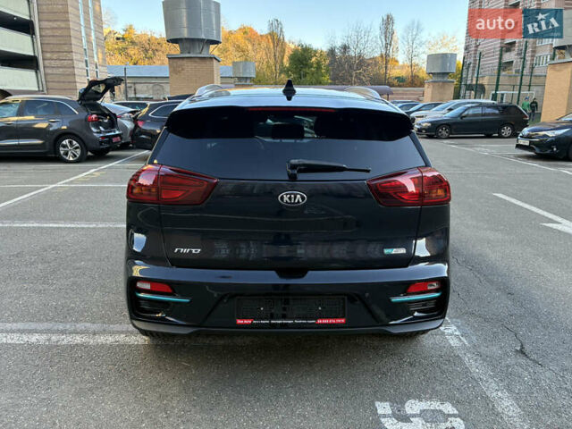 Киа Niro 2020 в Киеве на Automoto.ua Синий Киа Niro, объемом двигателя 0 л и пробегом 131 тыс. км за 17999 $, фото 15 на Automoto.ua
