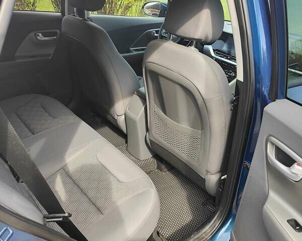 Кіа Niro 2020 у Рівному на Automoto.ua Синій Кіа Niro, об'ємом двигуна 1.58 л та пробігом 22 тис. км за 22000 $, фото 19 на Automoto.ua