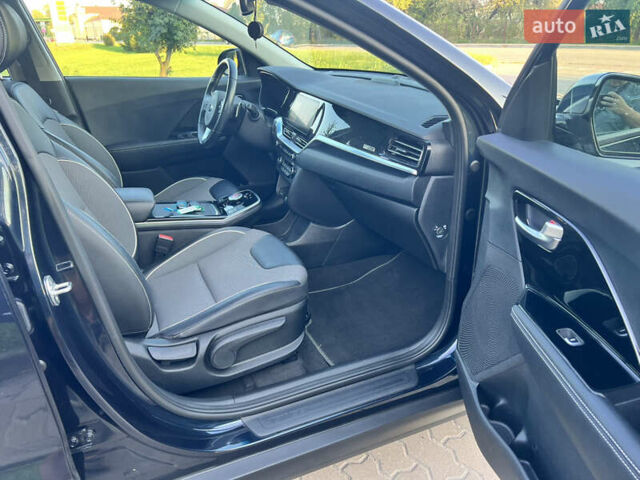 Синій Кіа Niro, об'ємом двигуна 0 л та пробігом 112 тис. км за 19500 $, фото 40 на Automoto.ua